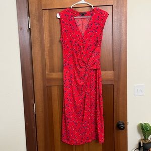 Banana Republic size small Red floral V-Neck Dress with side ruche detail